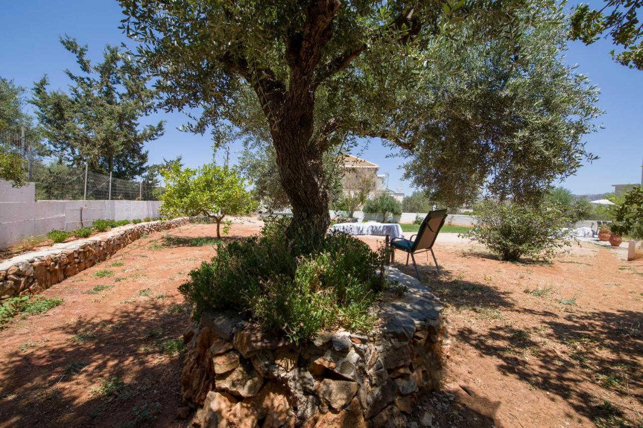 Casa Magnolia Villa Kathaniá Buitenkant foto